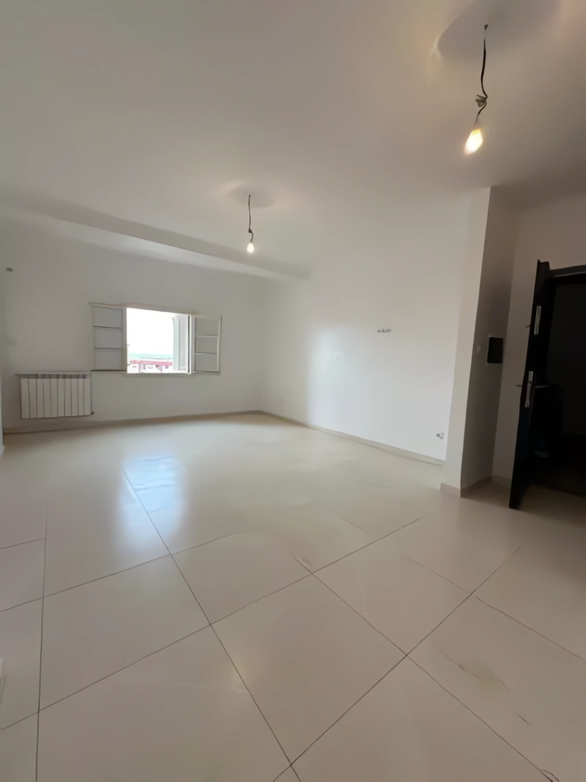 Appartement à vendre à Ain Benian