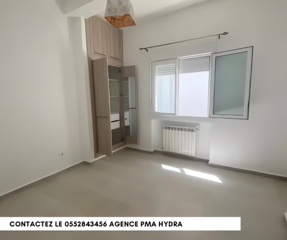 Appartement à louer à Hydra