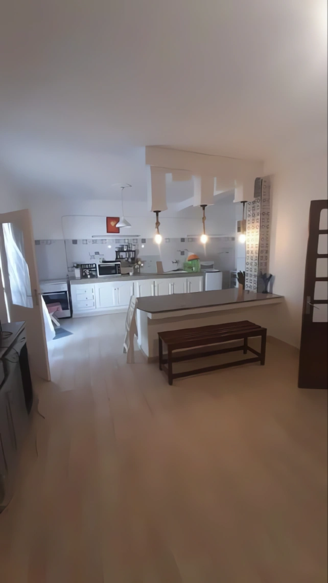 Maison à Bousfer, 300m² - 4 pièces