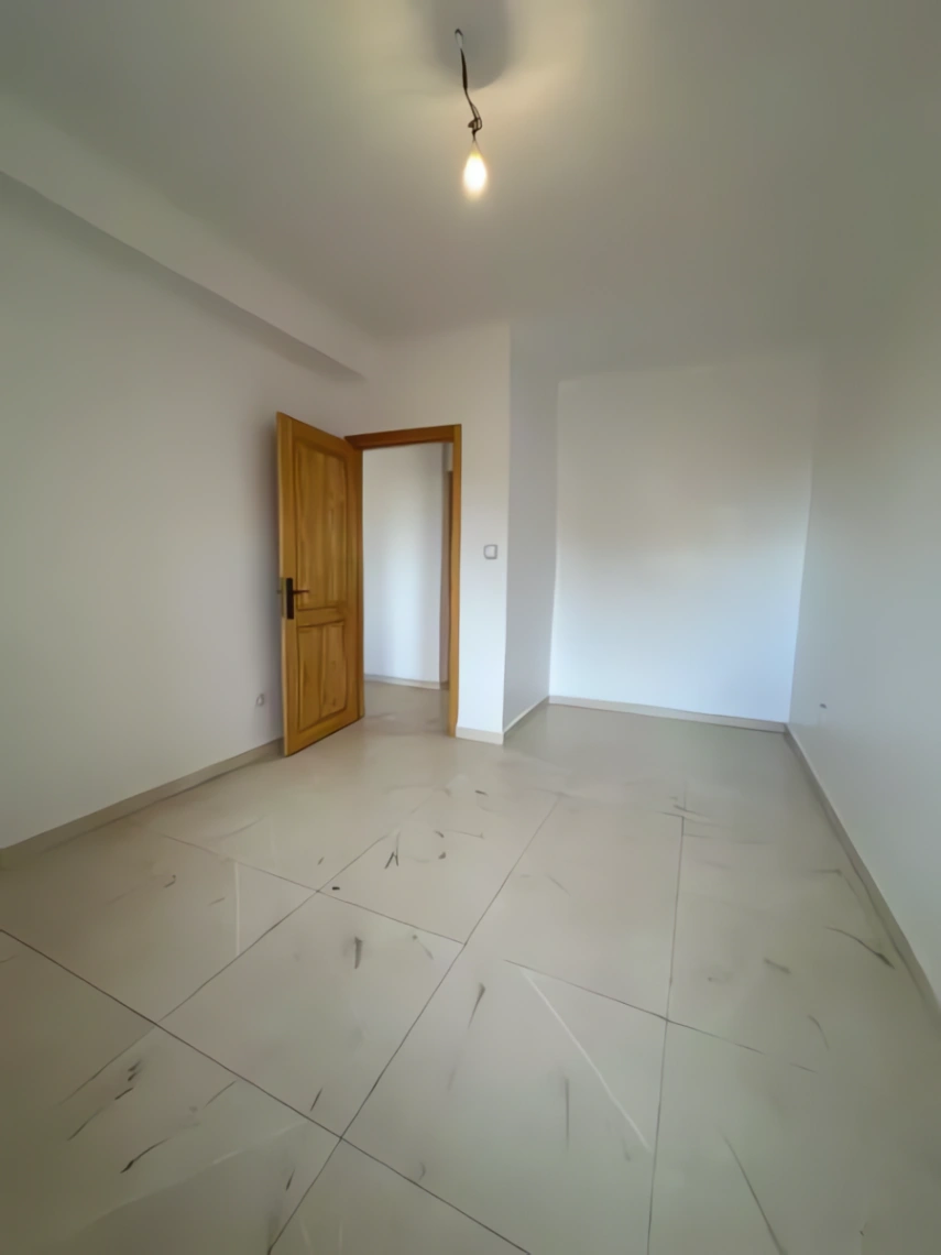 Appartement à vendre à Ain Benian