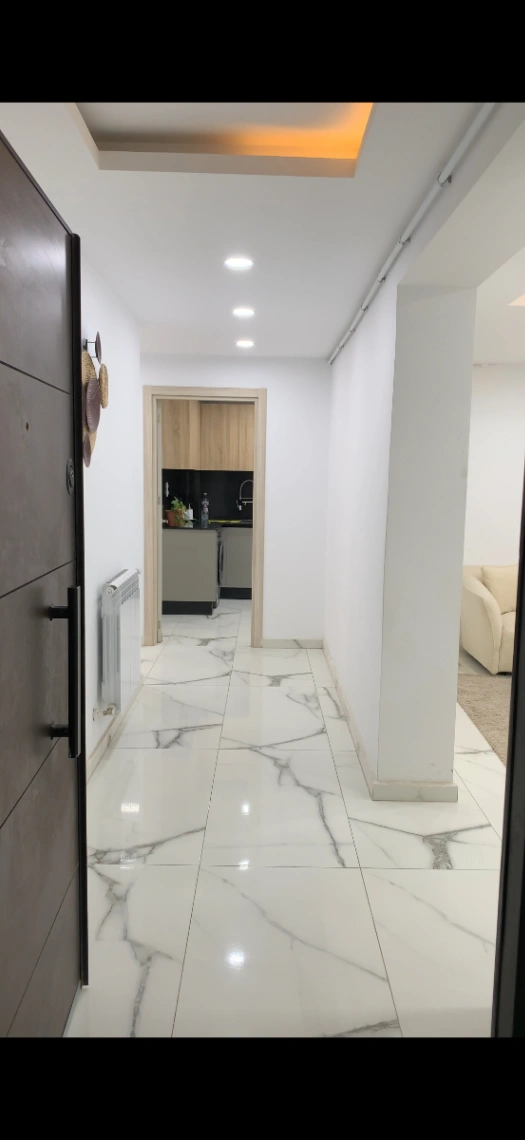 Appartement à Cheraga, 118m² - 4 pièces
