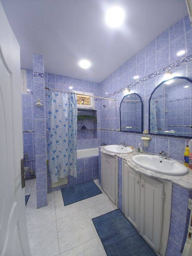 Appartement à louer à Hydra