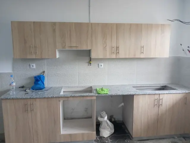 Appartement à vendre à Azzefoun