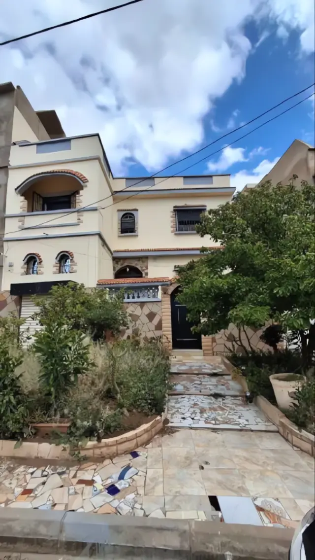 Maison à louer à Bir El Djir