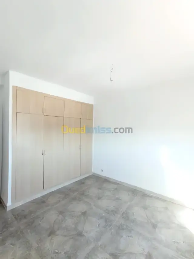 Appartement à louer à Bordj El Bahri