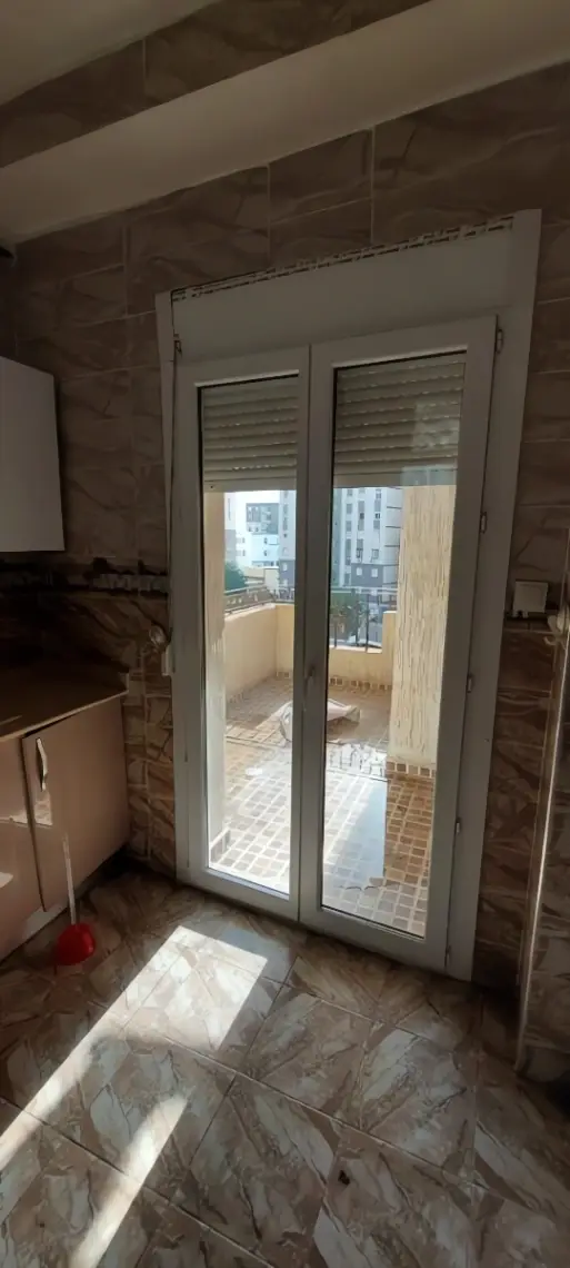 Appartement à vendre à Souidania
