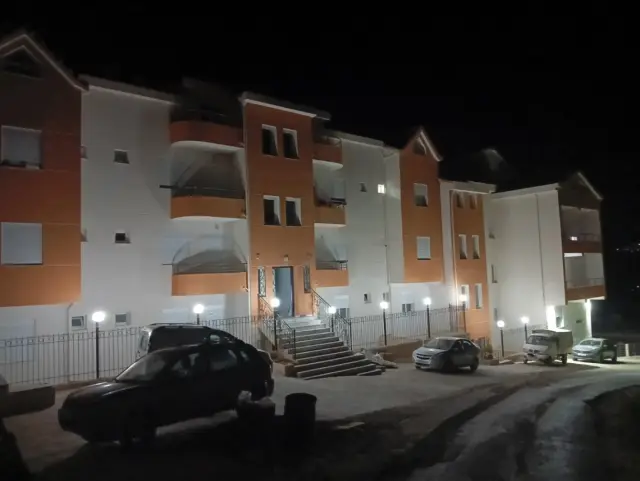 Appartement à vendre à Azzefoun