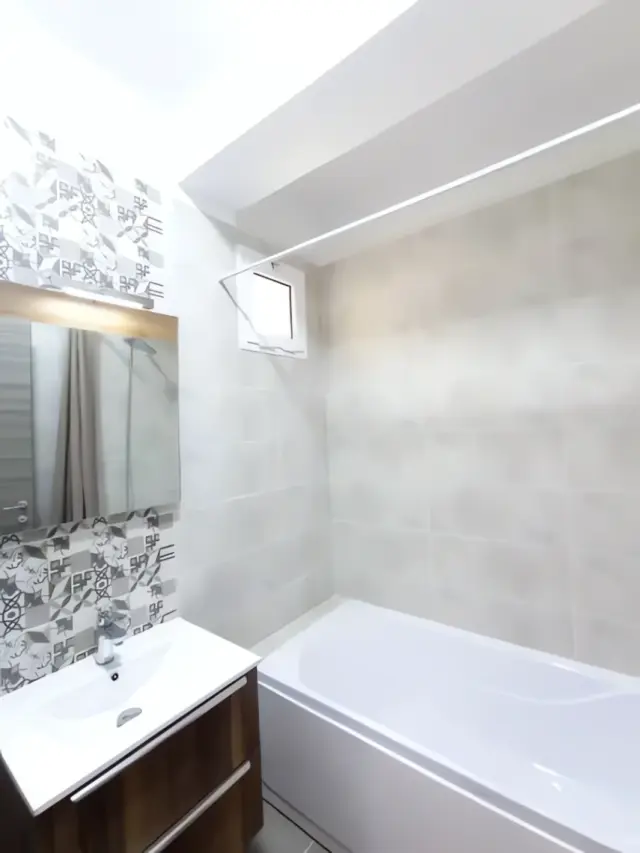 Appartement à louer à Bir Mourad Rais