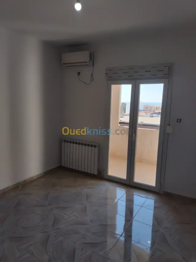 Appartement à louer à Bordj El Kiffan