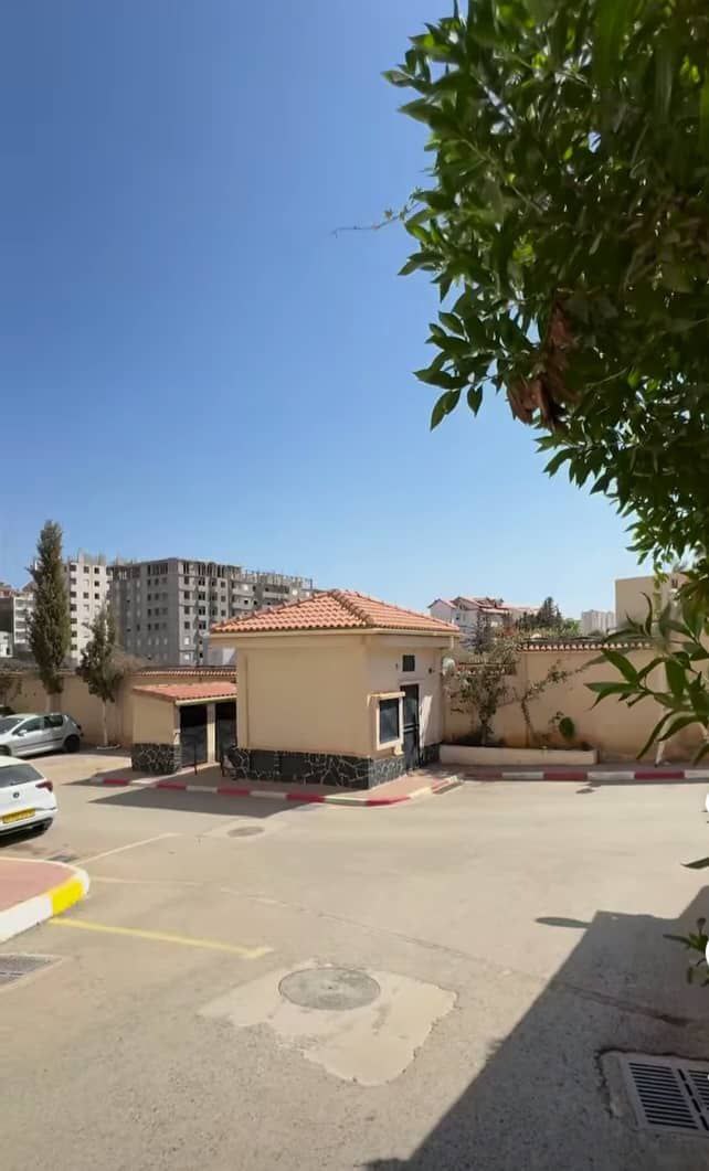 Appartement à vendre à Birkhadem