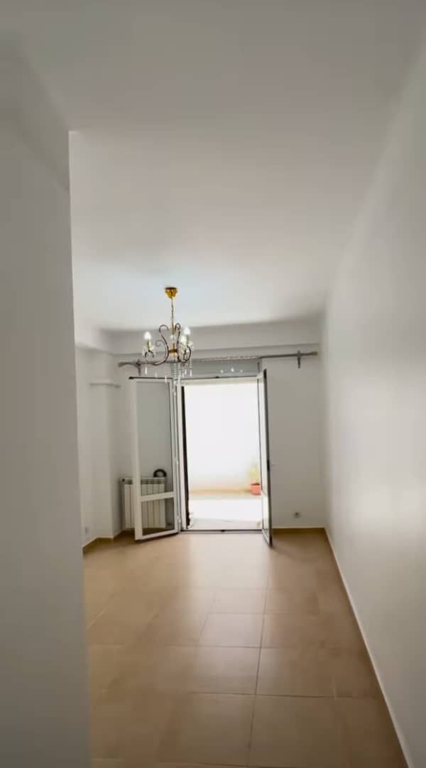 Appartement à vendre à Birkhadem
