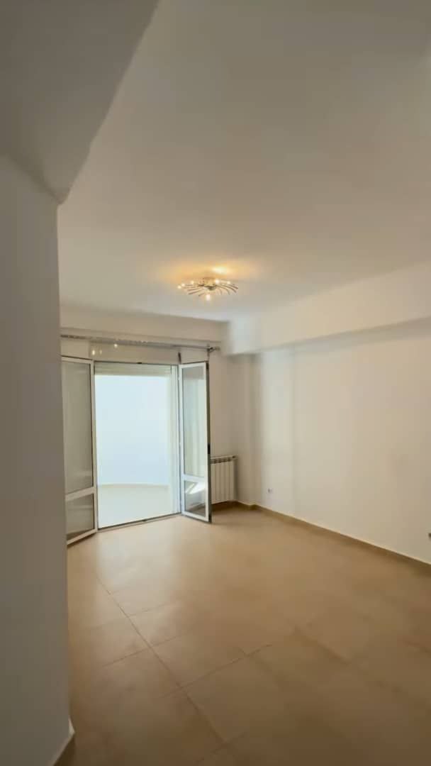 Appartement à vendre à Birkhadem