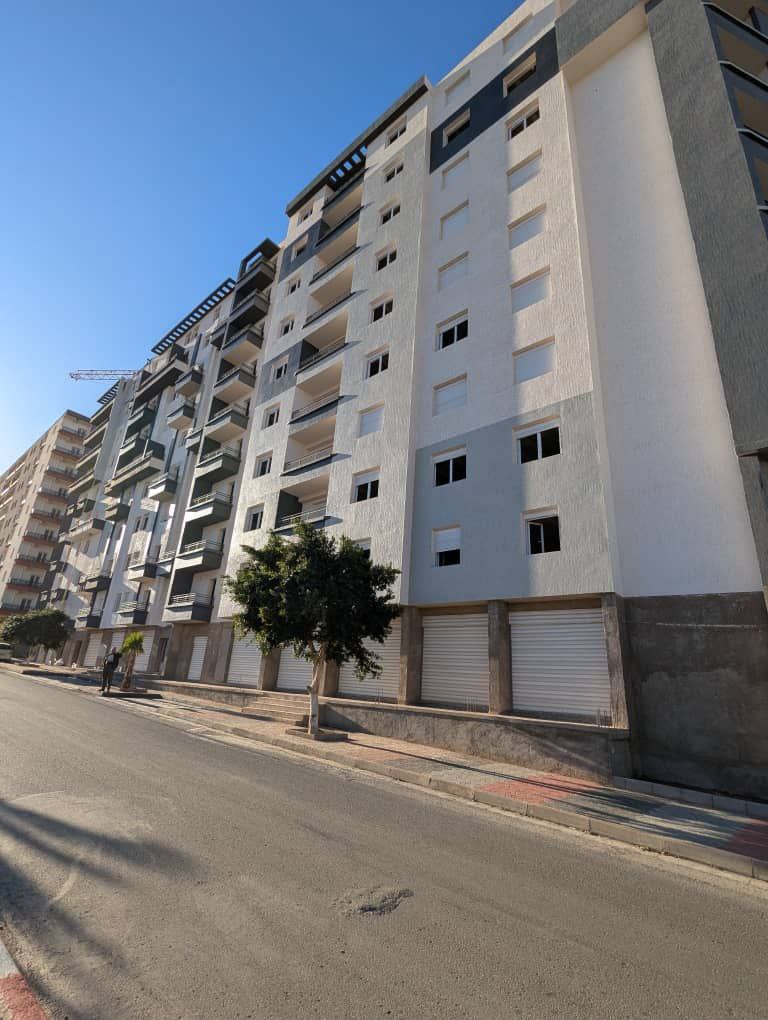 Appartement à vendre à Ain Temouchent