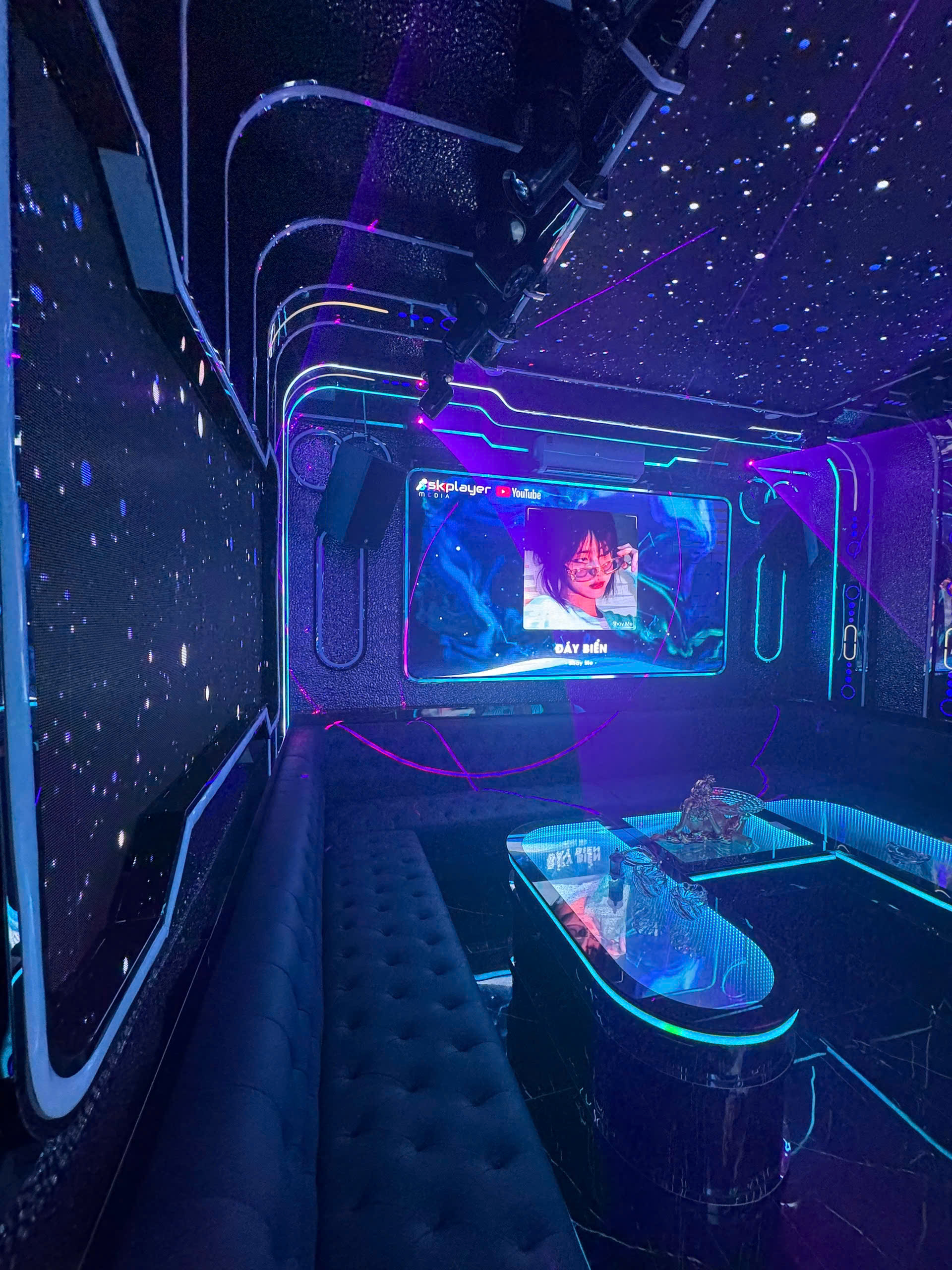 Room 9