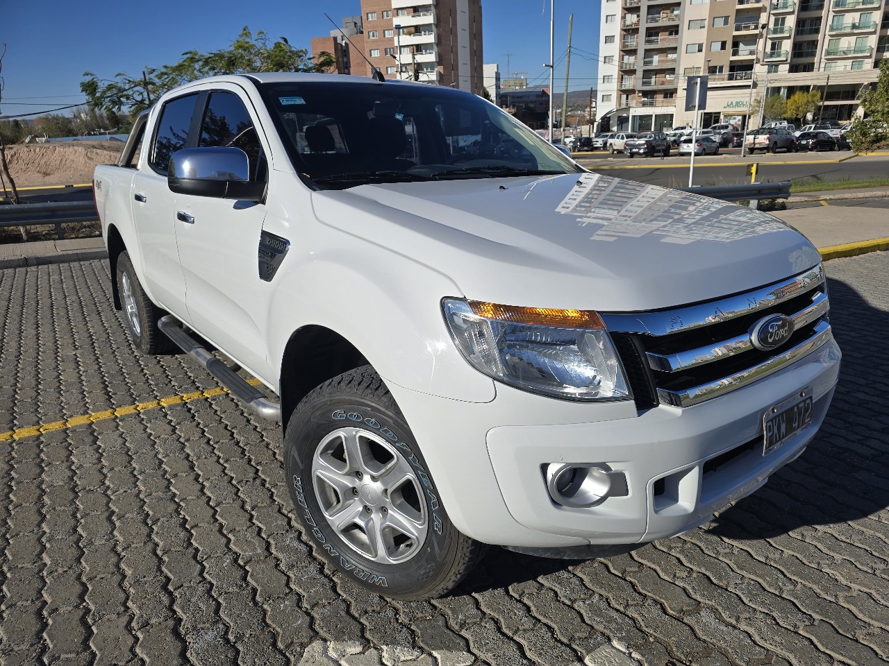 FORD RANGER PICK - UP