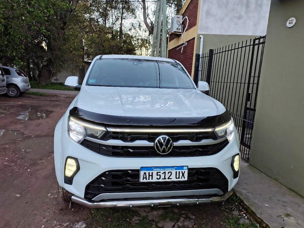 VOLKSWAGEN AMAROK PICK - UP