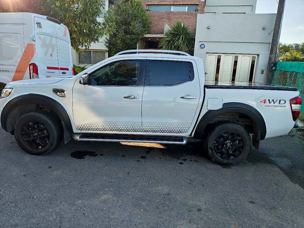 Renault Alaskan Pick - Up