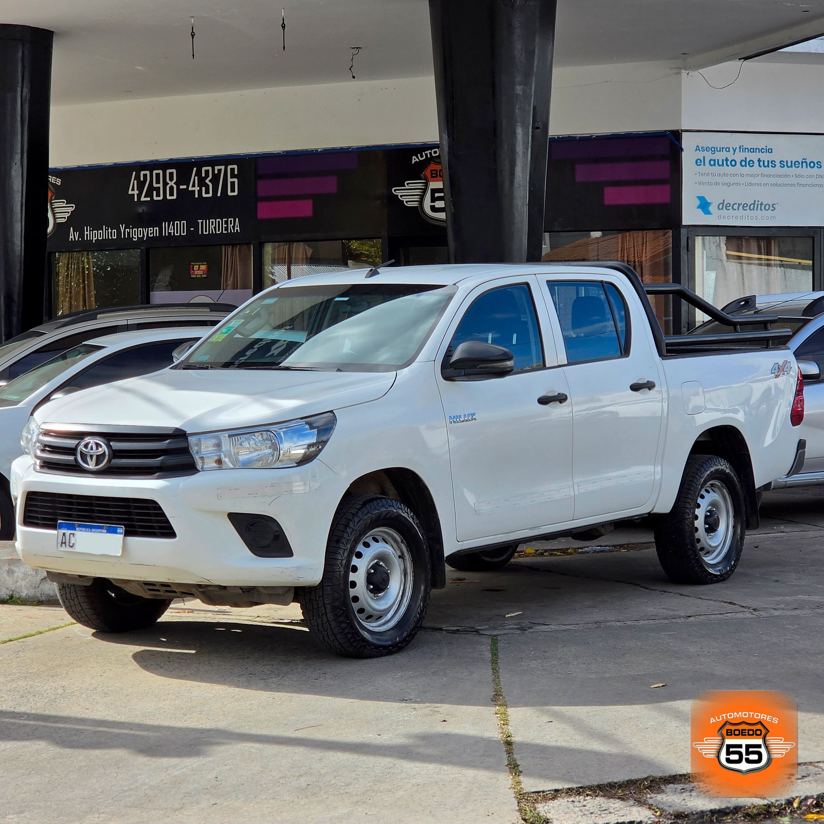 TOYOTA HILUX PICK - UP