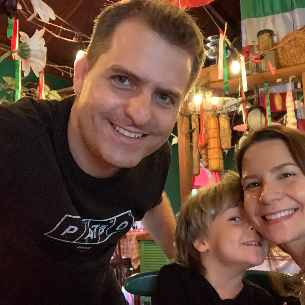 Elson Carlos Silva De Sousa