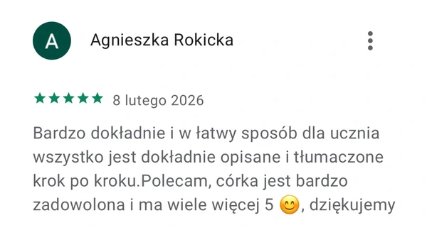 5-gwiazdkowa opinia Agnieszki Rokickiej na Google Play: dokładne wyjaśnienia dla ucznia krok po kroku