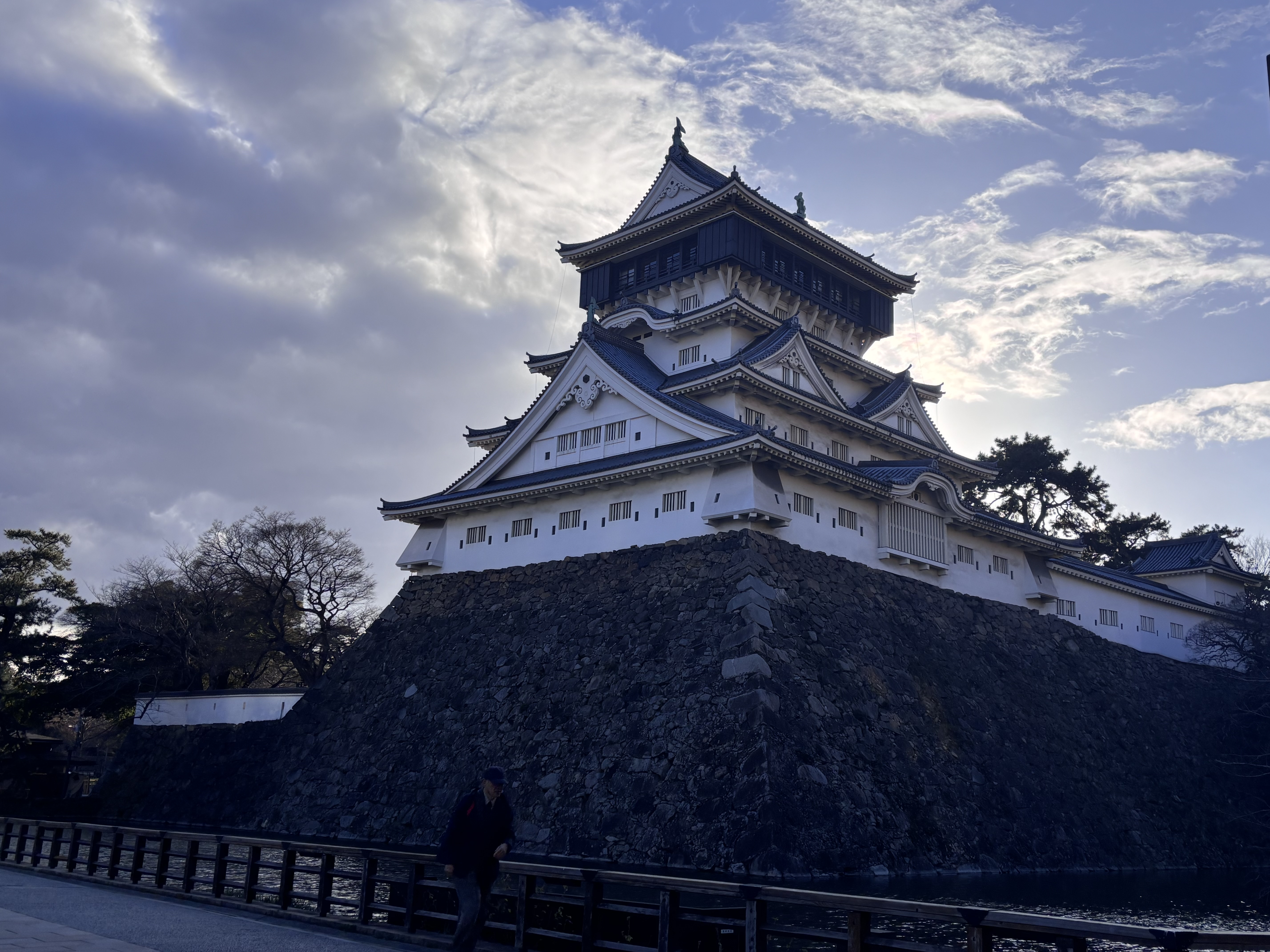 文字が多くて疲れると思うので、最後に観光で寄った小倉城を見てください