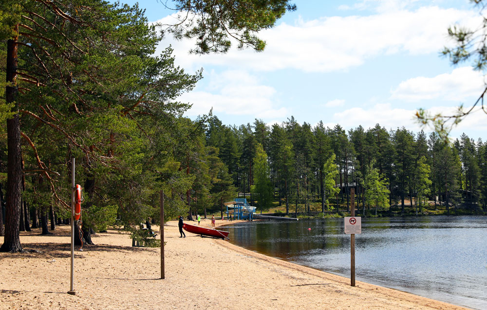 Pyhäniemi II