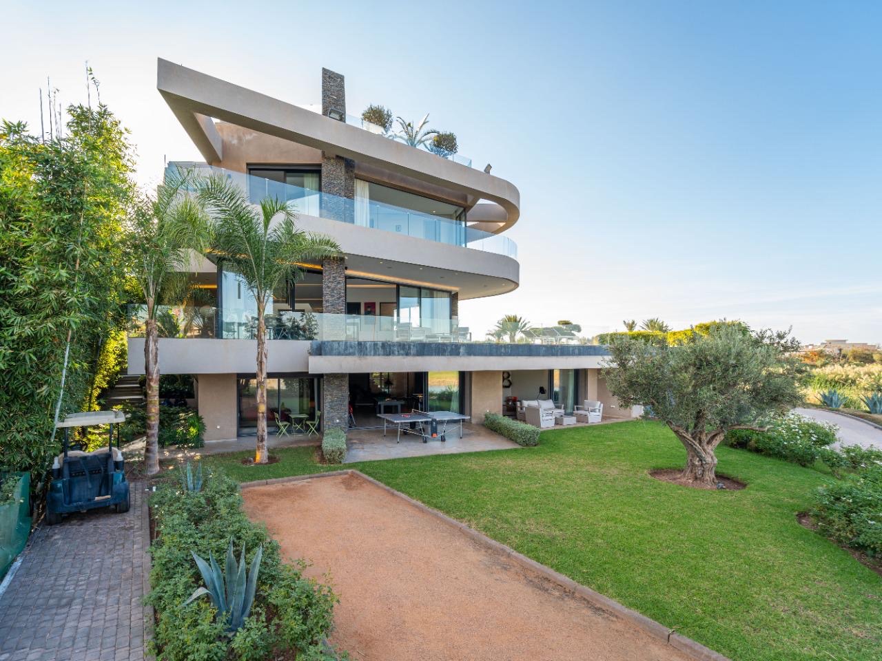 Luxury Lakefront Villa with Private Pool, Spa & Cinema in Marrakech - Luxury villa in Marrakech – Golf / | Marrakech Concierge Services | Prestige Mayakech