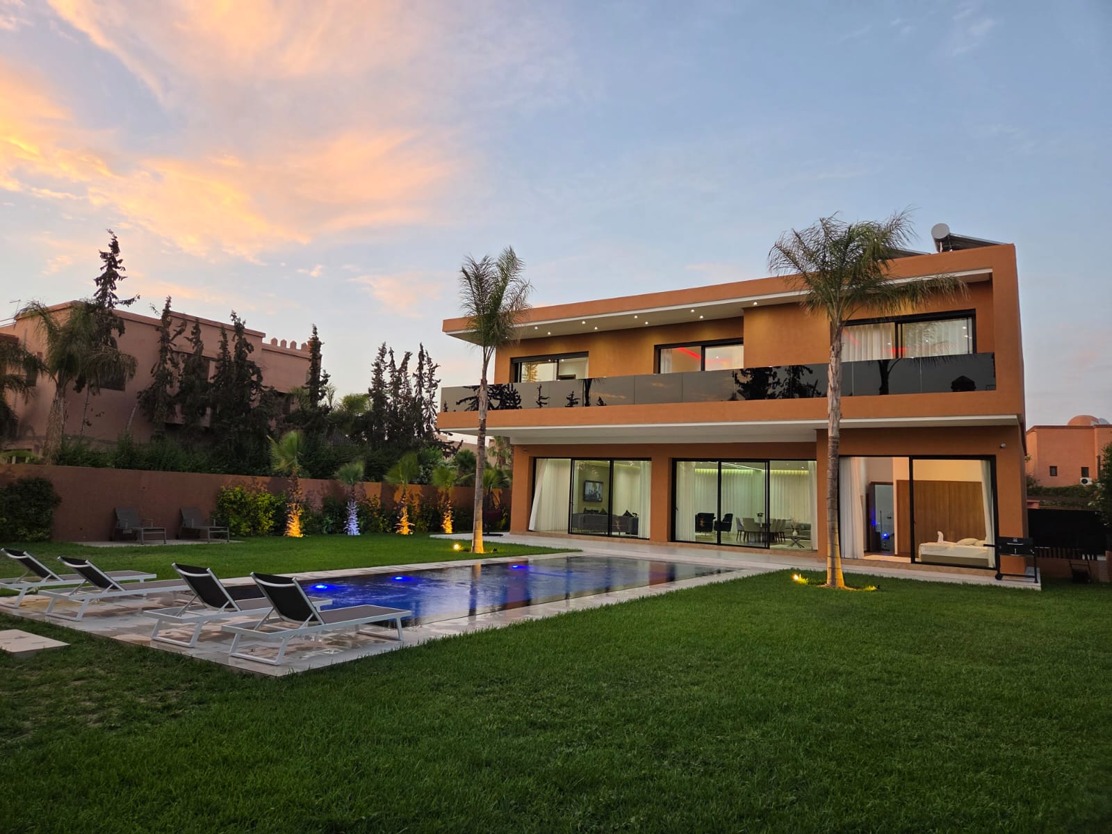 Luxury 9-Room Private Pool Villa in Marrakech