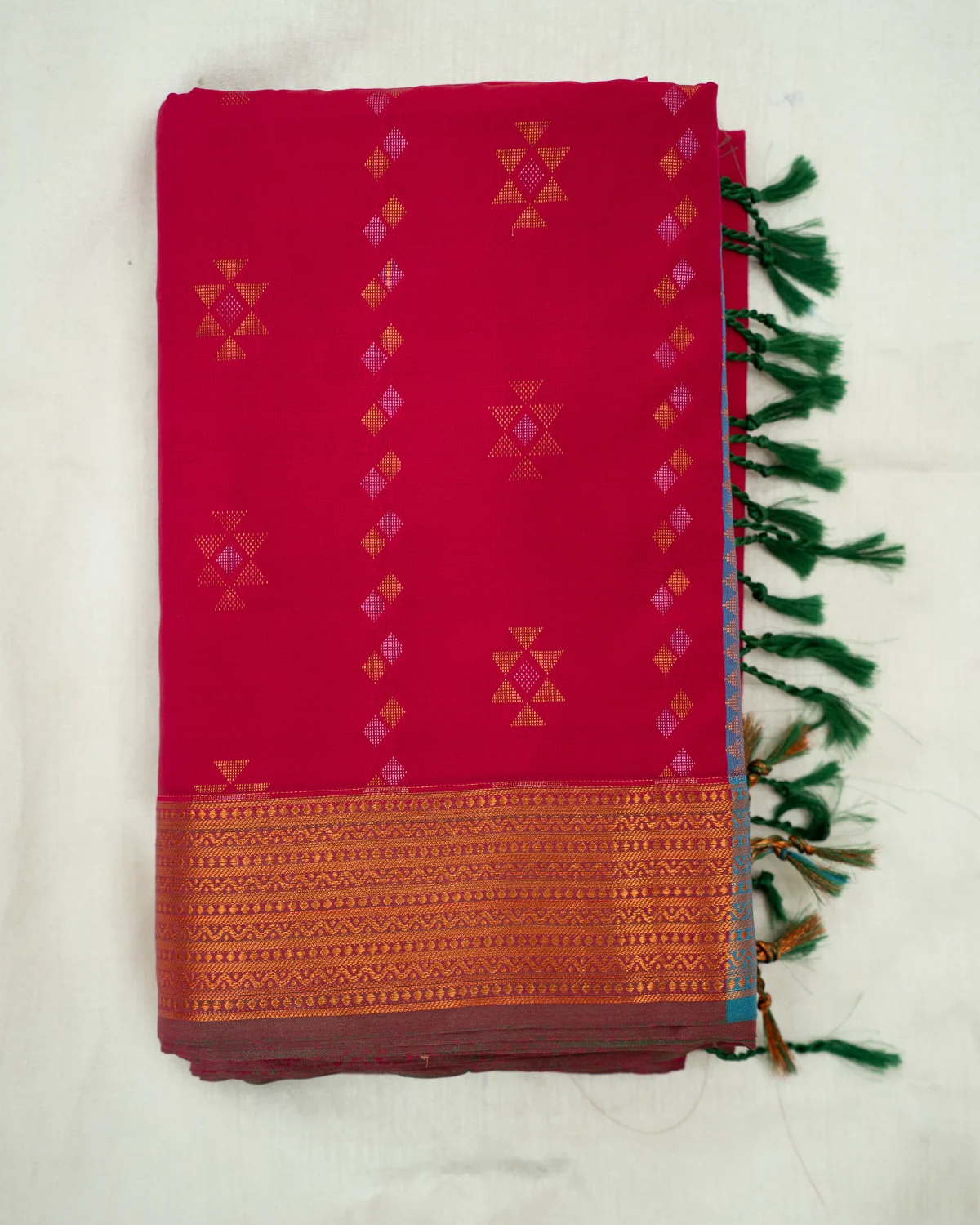 Kolam Red Kanchipuram Saree with Geometric Buttas — photo 2