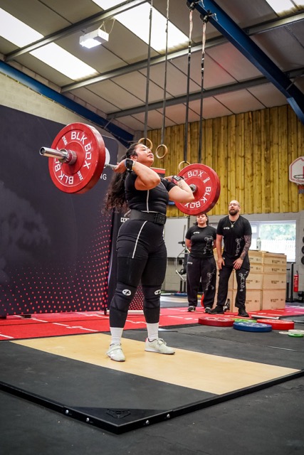 weightlifting comp
