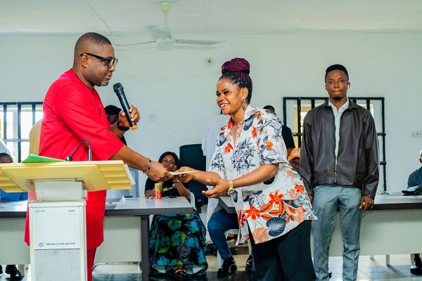 Payment of Bursary to 106 Uniuyo Students