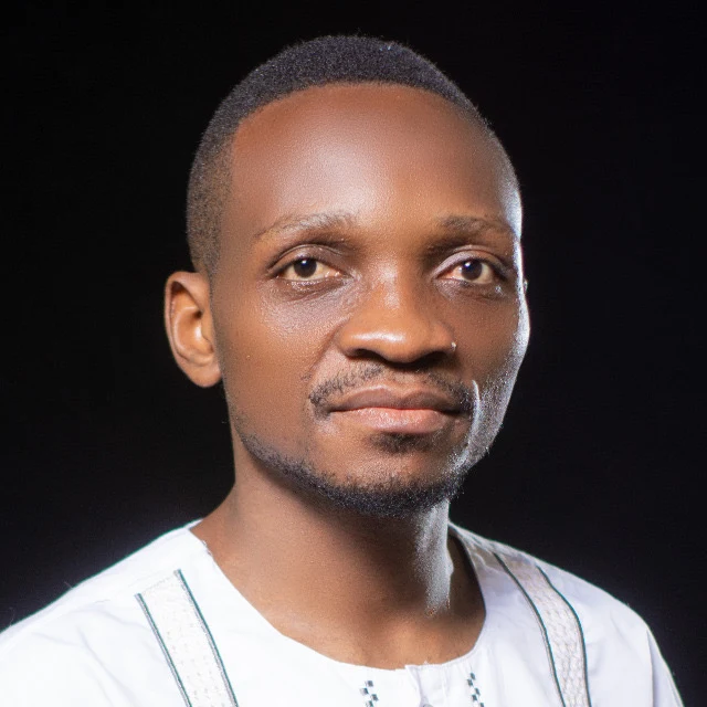 Nzambe Makasi · Tony NTOTO