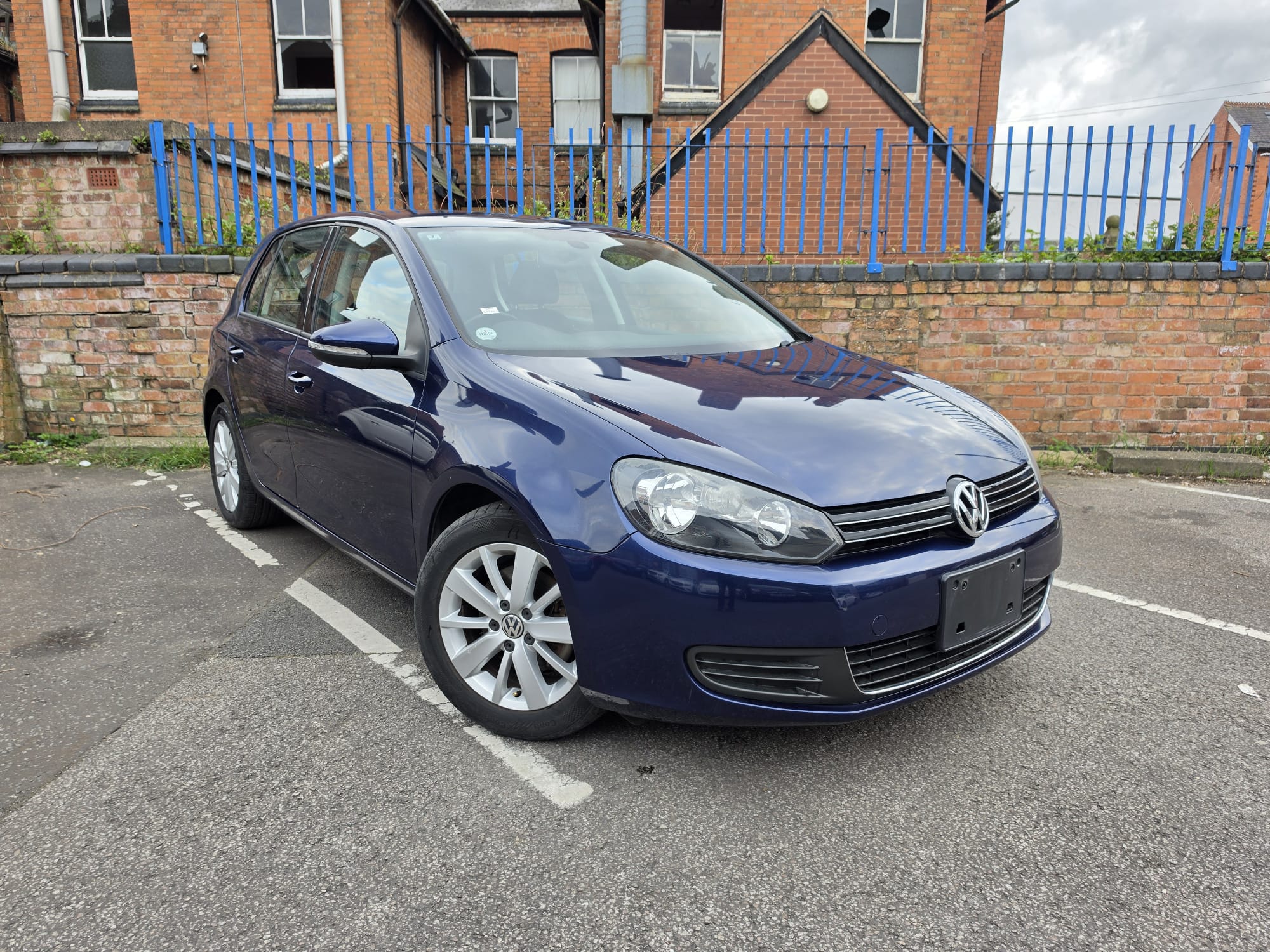 2012 VOLKSWAGEN GOLF 1.2 TSI LEICESTER SHOWROOM 16,800 MI AUTOMATIC 1.2L PETROL LOW MILEAGE AUTOMATIC... photo