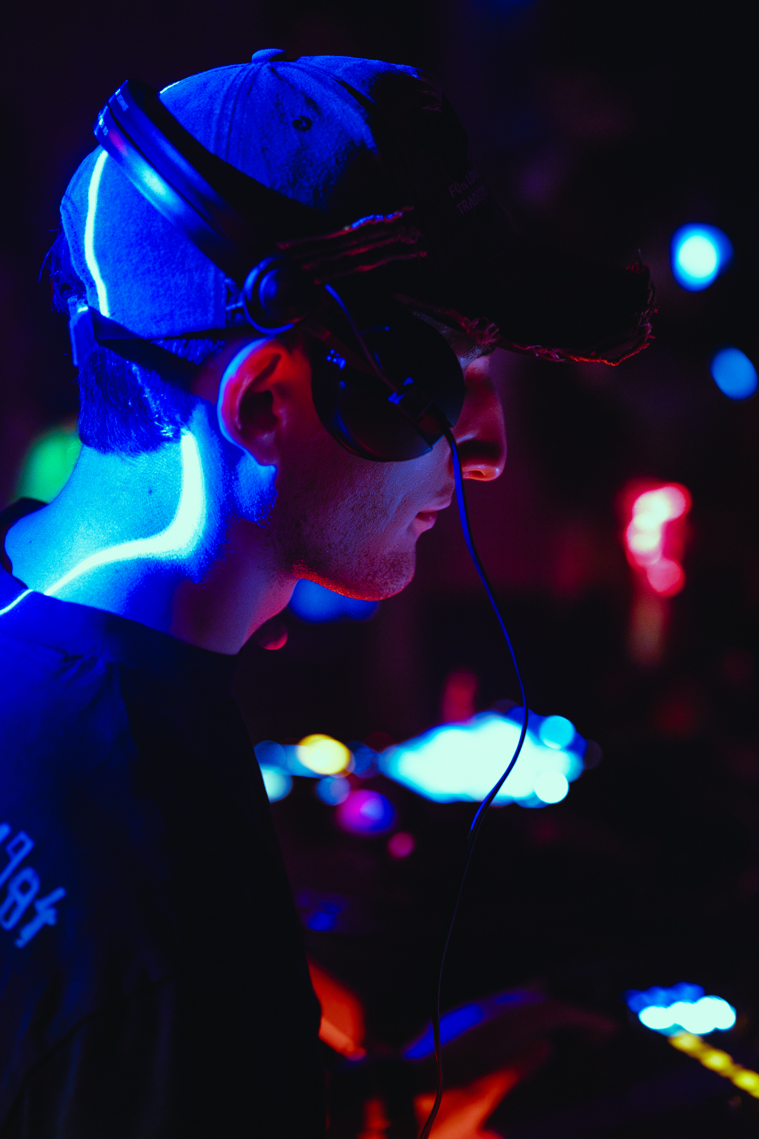 :EP. 10 MUSIC, POPLE & — MCP CHAPTER 2 - Photo 16