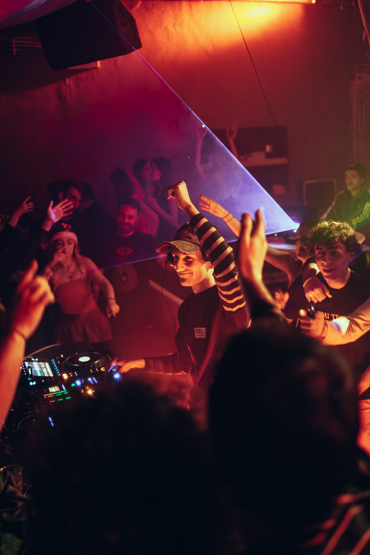 :EP. 10 MUSIC, POPLE & — MCP CHAPTER 2 - Photo 19