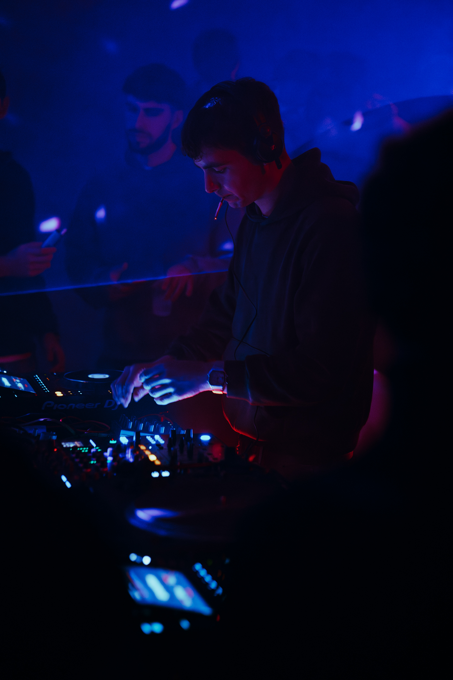 :EP. 10 MUSIC, POPLE & — MCP CHAPTER 2 - Photo 53