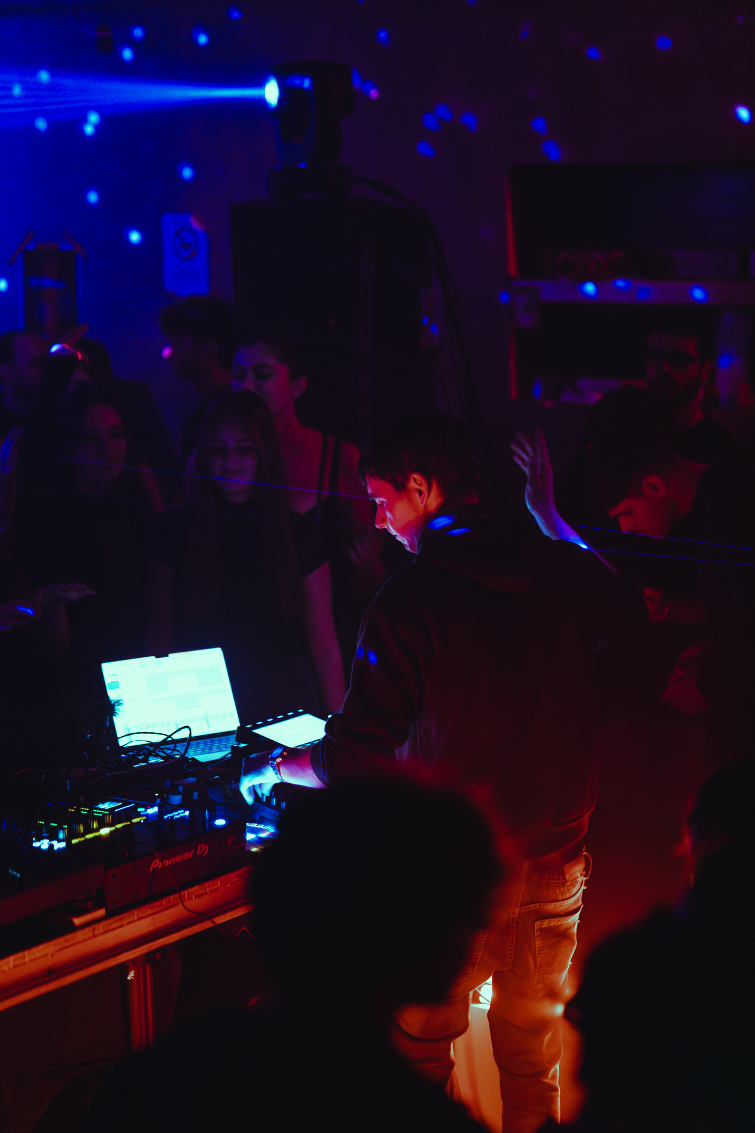 :EP. 10 MUSIC, POPLE & — MCP CHAPTER 2 - Photo 59