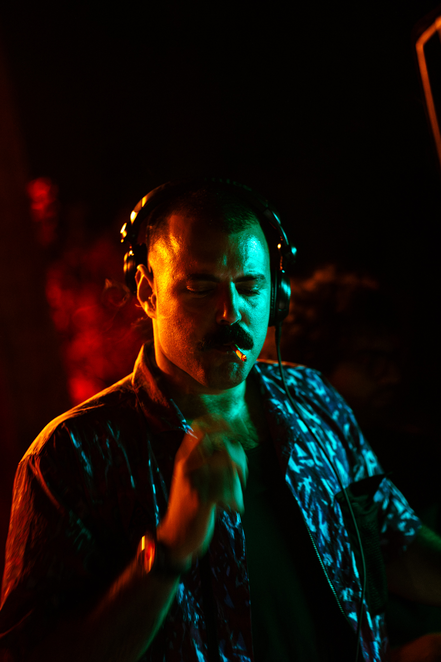 :EP. 8 TOUCH THE STARS & — KISS THE SUN - Photo 12