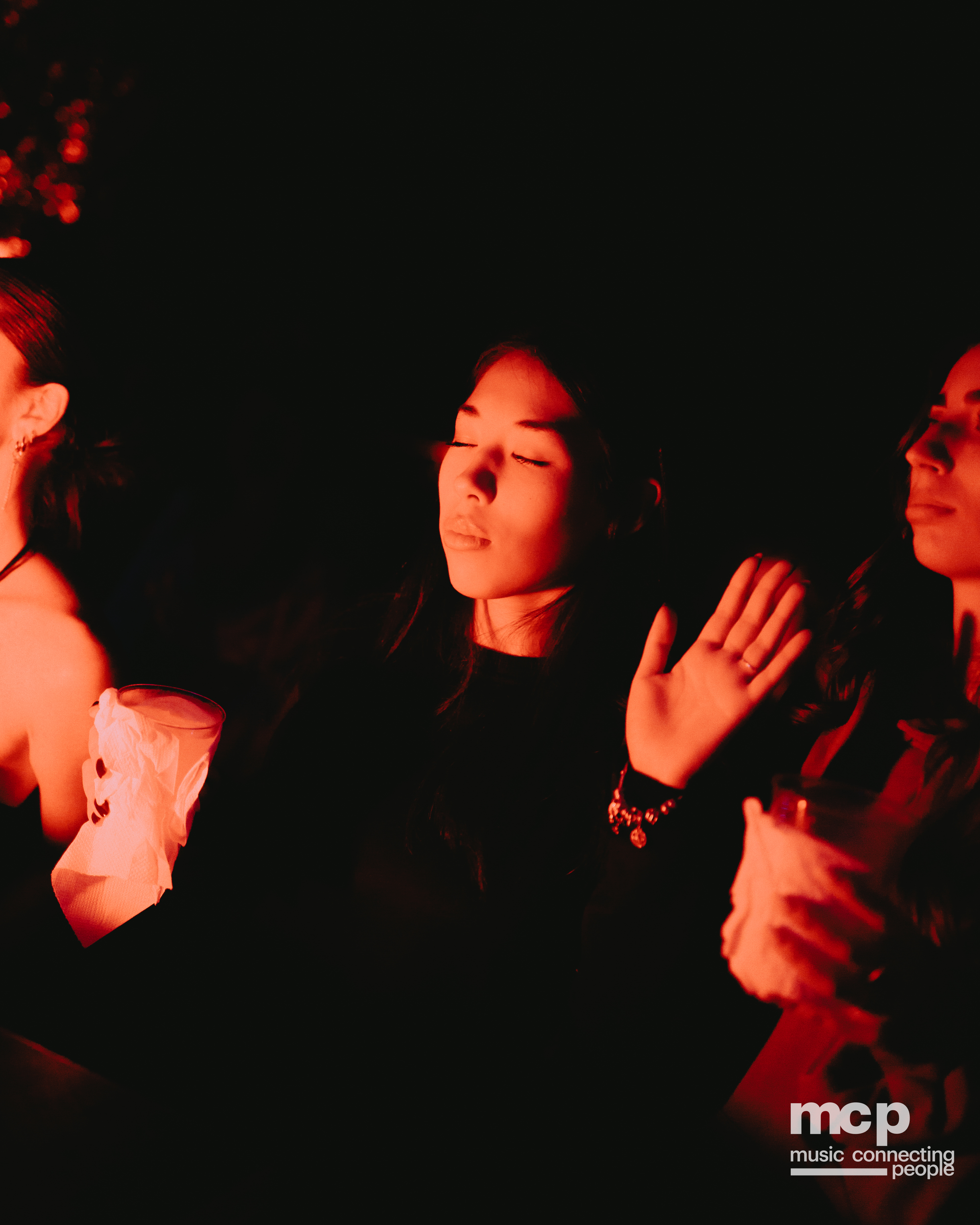 :EP 13. LOST INTO THE WILD & — SUMMER GOODBYES - Photo 24