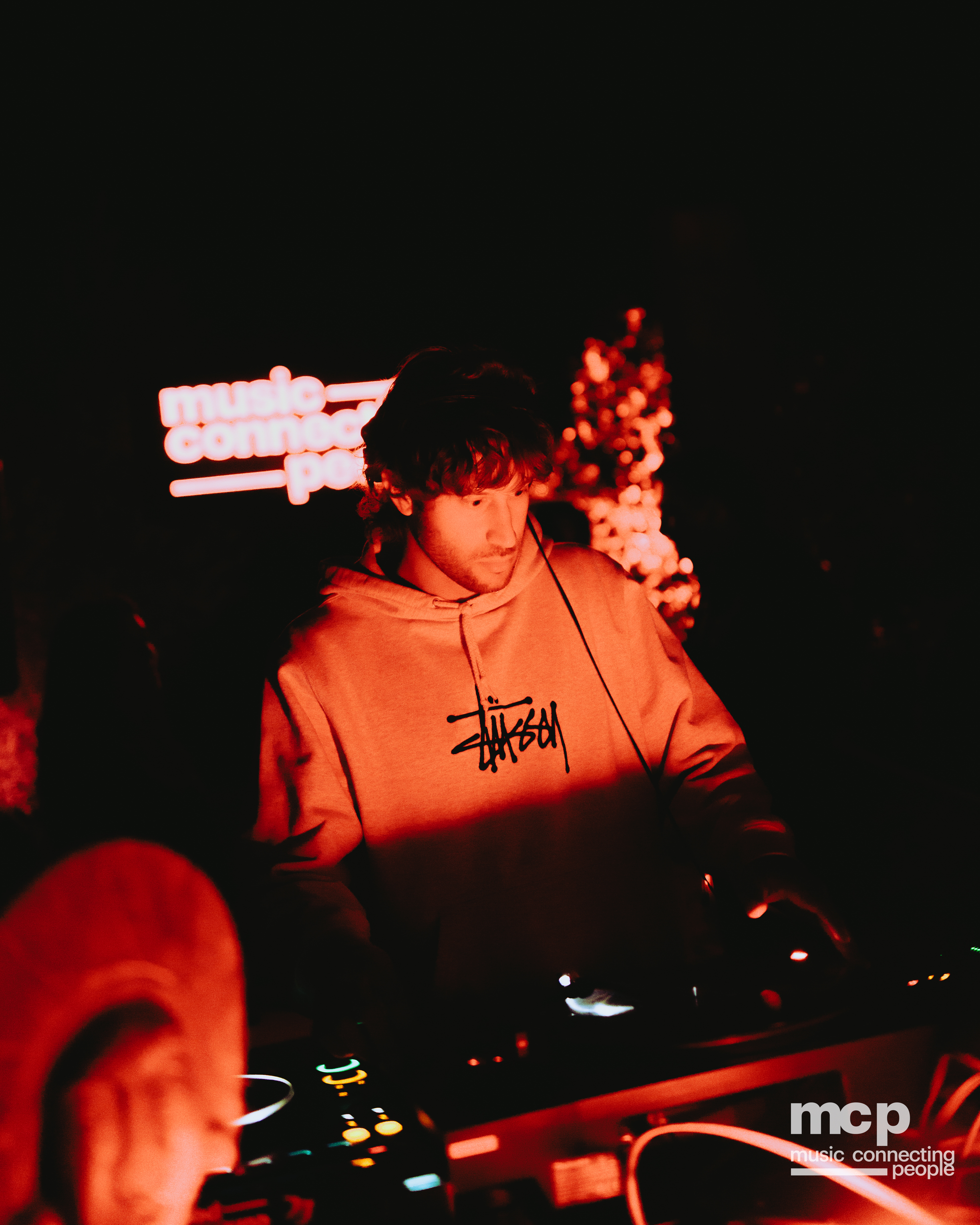 :EP 13. LOST INTO THE WILD & — SUMMER GOODBYES - Photo 38