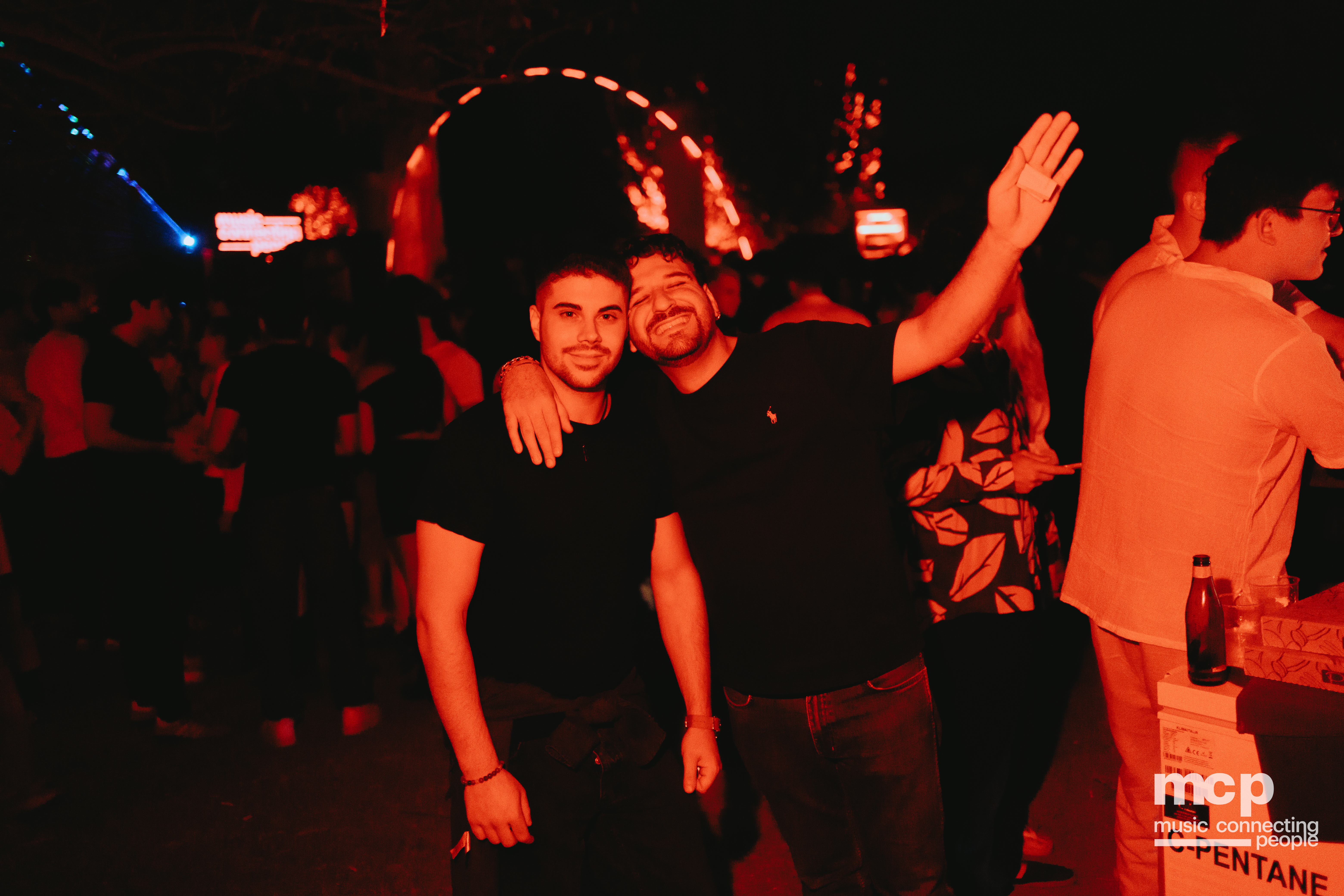 :EP 13. LOST INTO THE WILD & — SUMMER GOODBYES - Photo 68