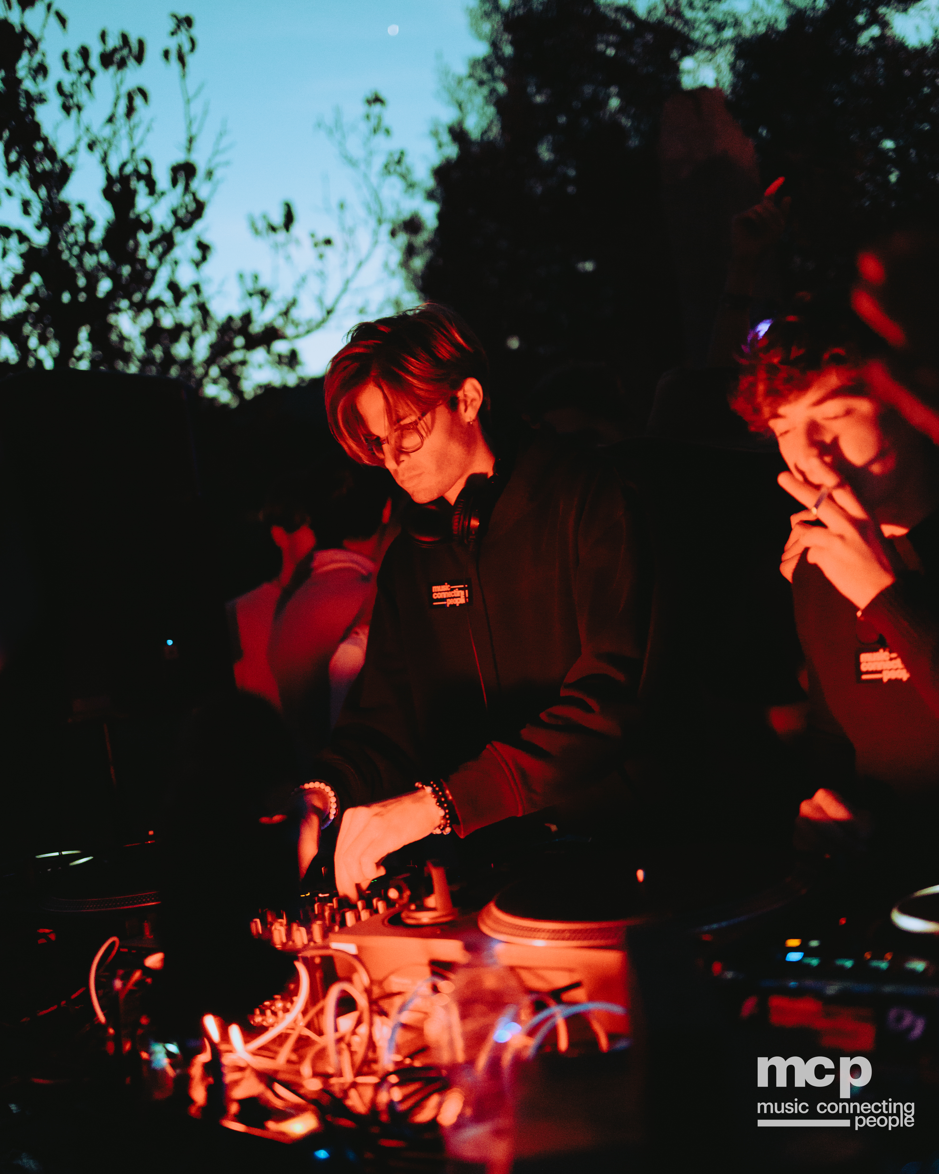 :EP 13. LOST INTO THE WILD & — SUMMER GOODBYES - Photo 100