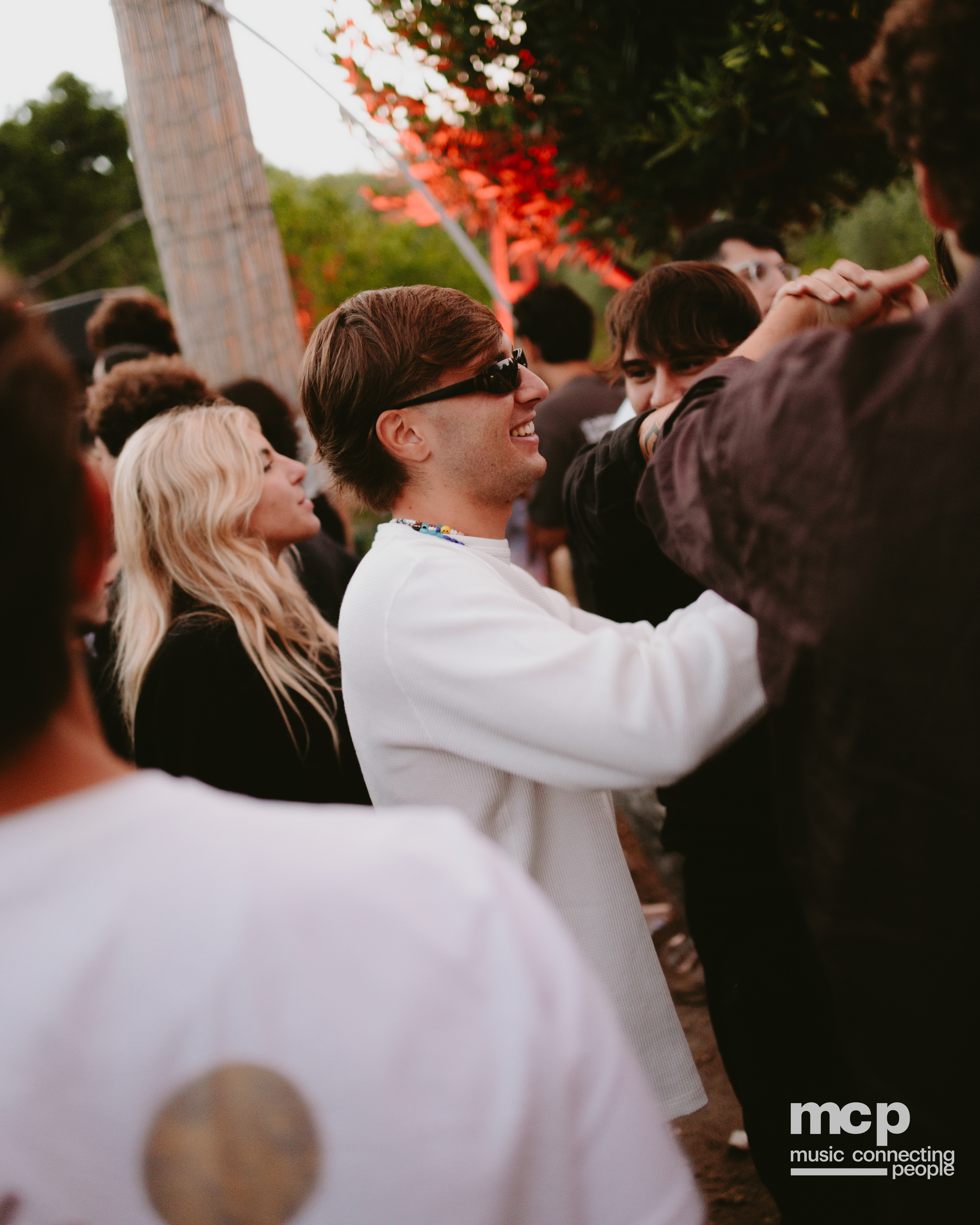 :EP 13. LOST INTO THE WILD & — SUMMER GOODBYES - Photo 119