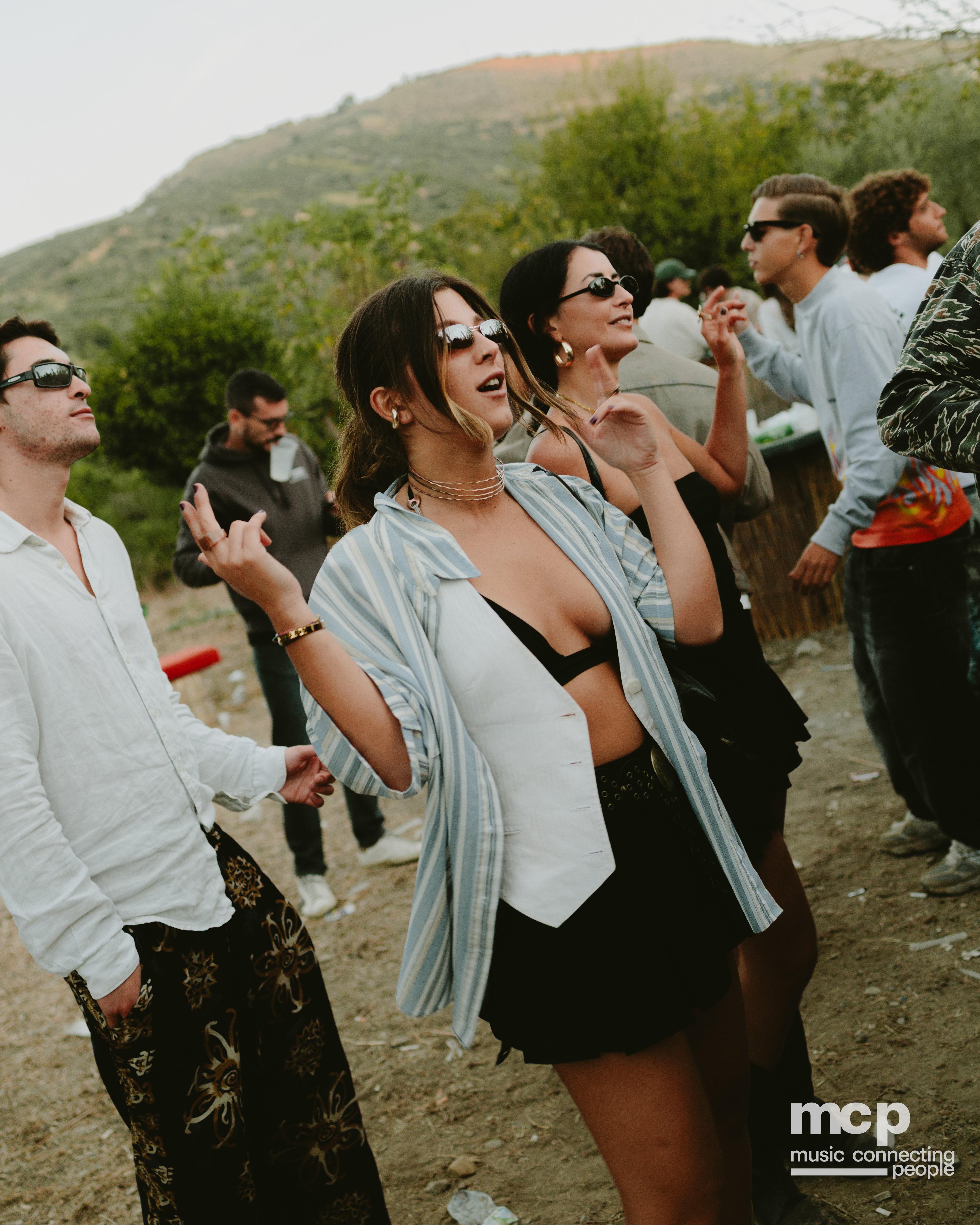 :EP 13. LOST INTO THE WILD & — SUMMER GOODBYES - Photo 143