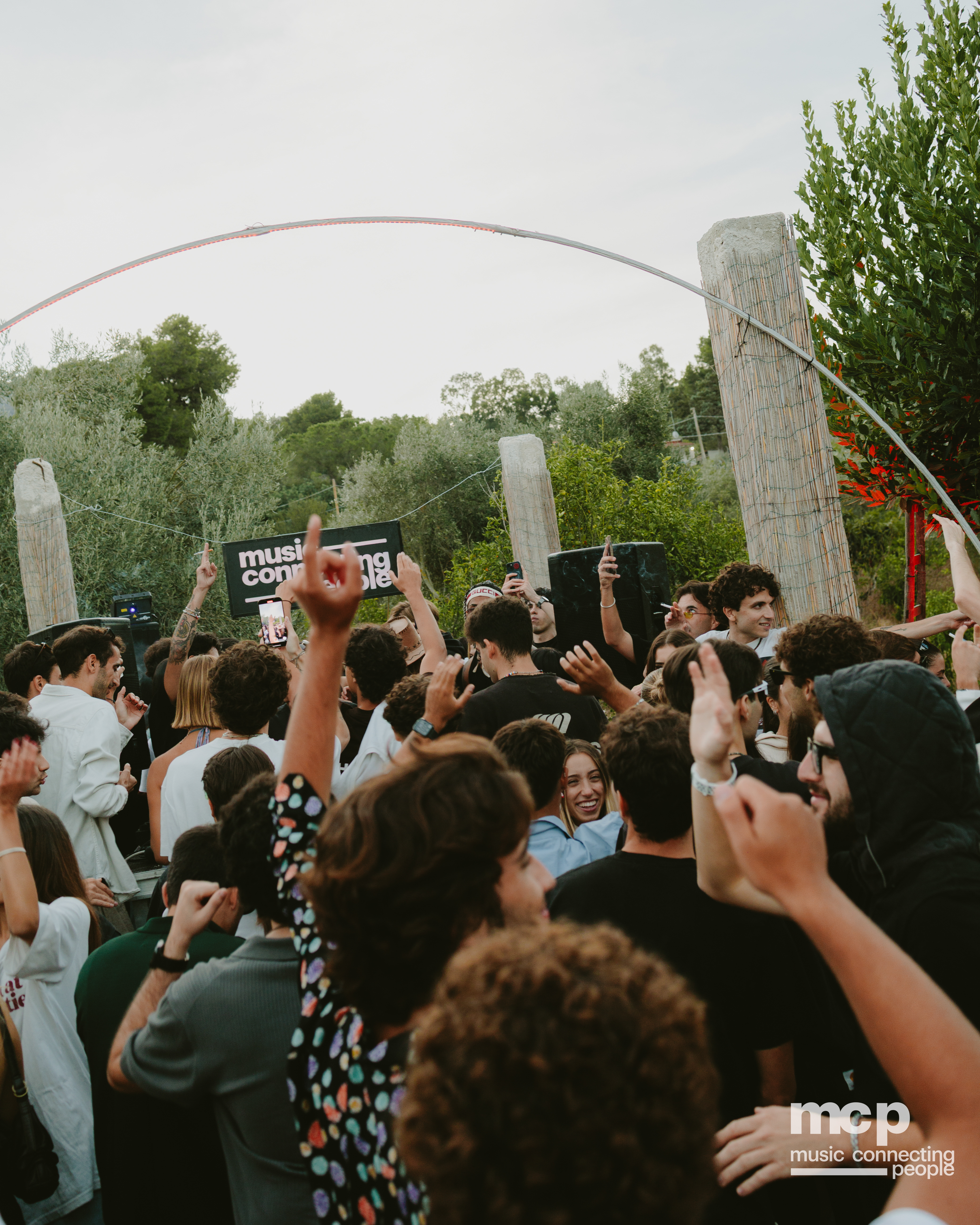 :EP 13. LOST INTO THE WILD & — SUMMER GOODBYES - Photo 146