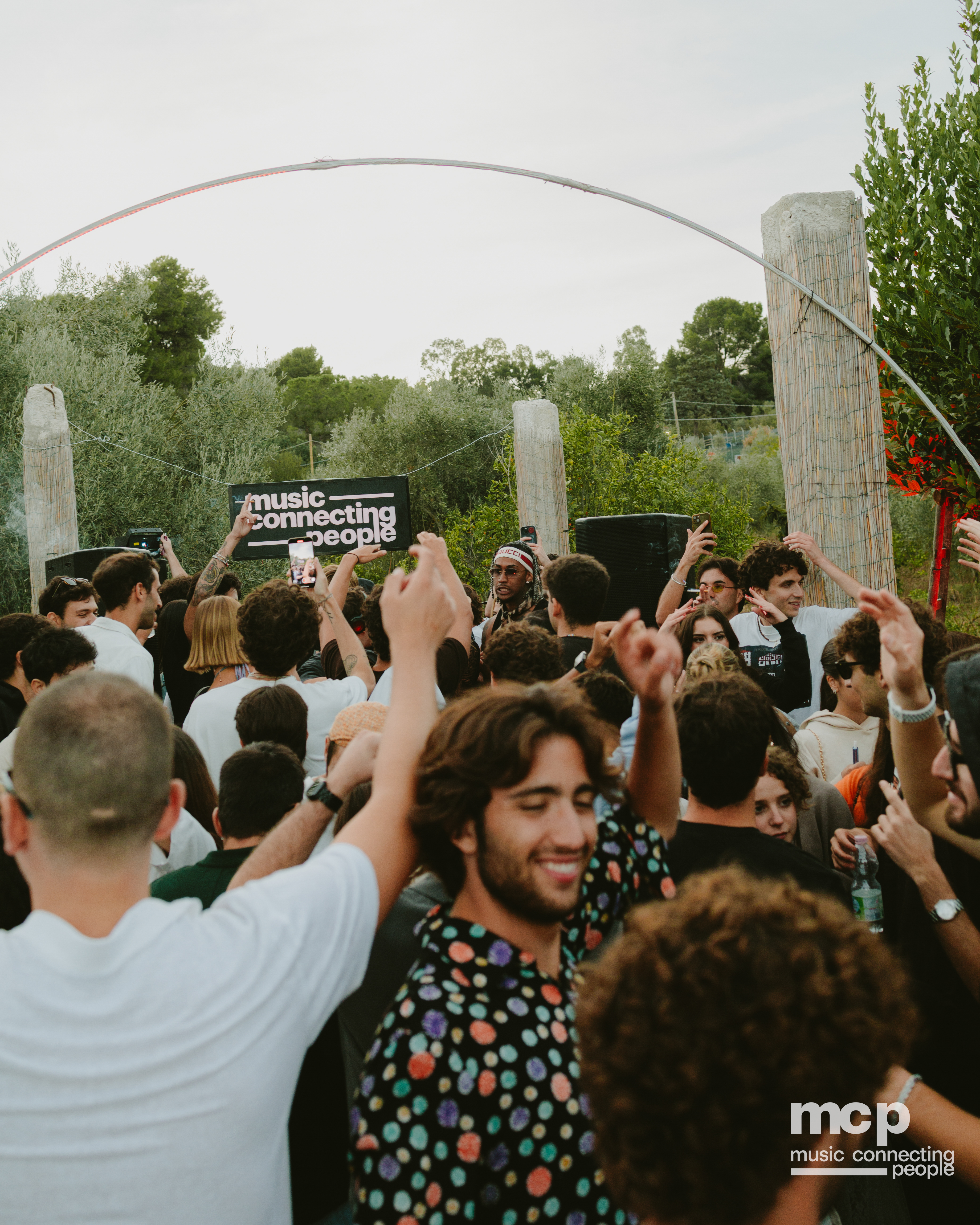 :EP 13. LOST INTO THE WILD & — SUMMER GOODBYES - Photo 147