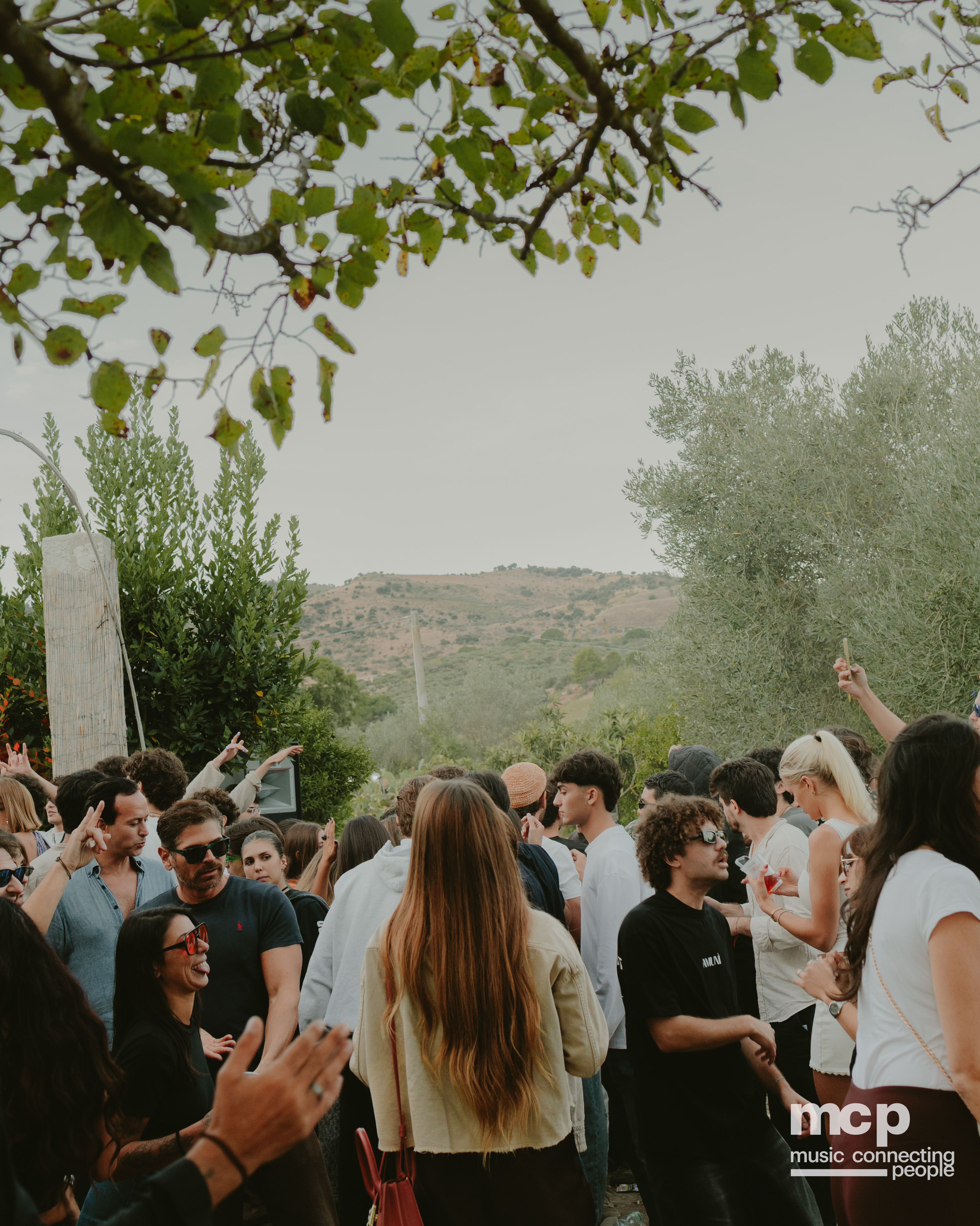 :EP 13. LOST INTO THE WILD & — SUMMER GOODBYES - Photo 149