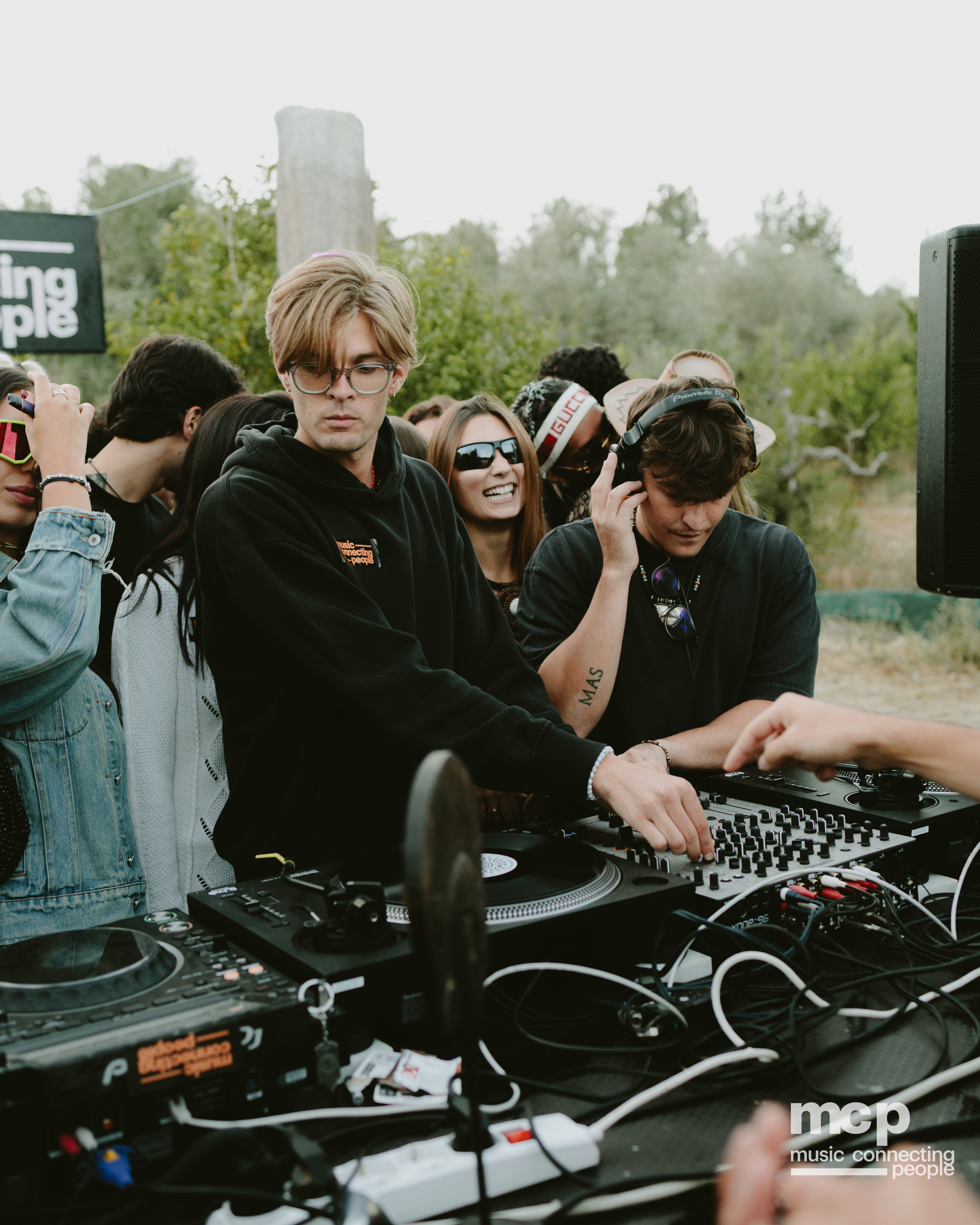 :EP 13. LOST INTO THE WILD & — SUMMER GOODBYES - Photo 154