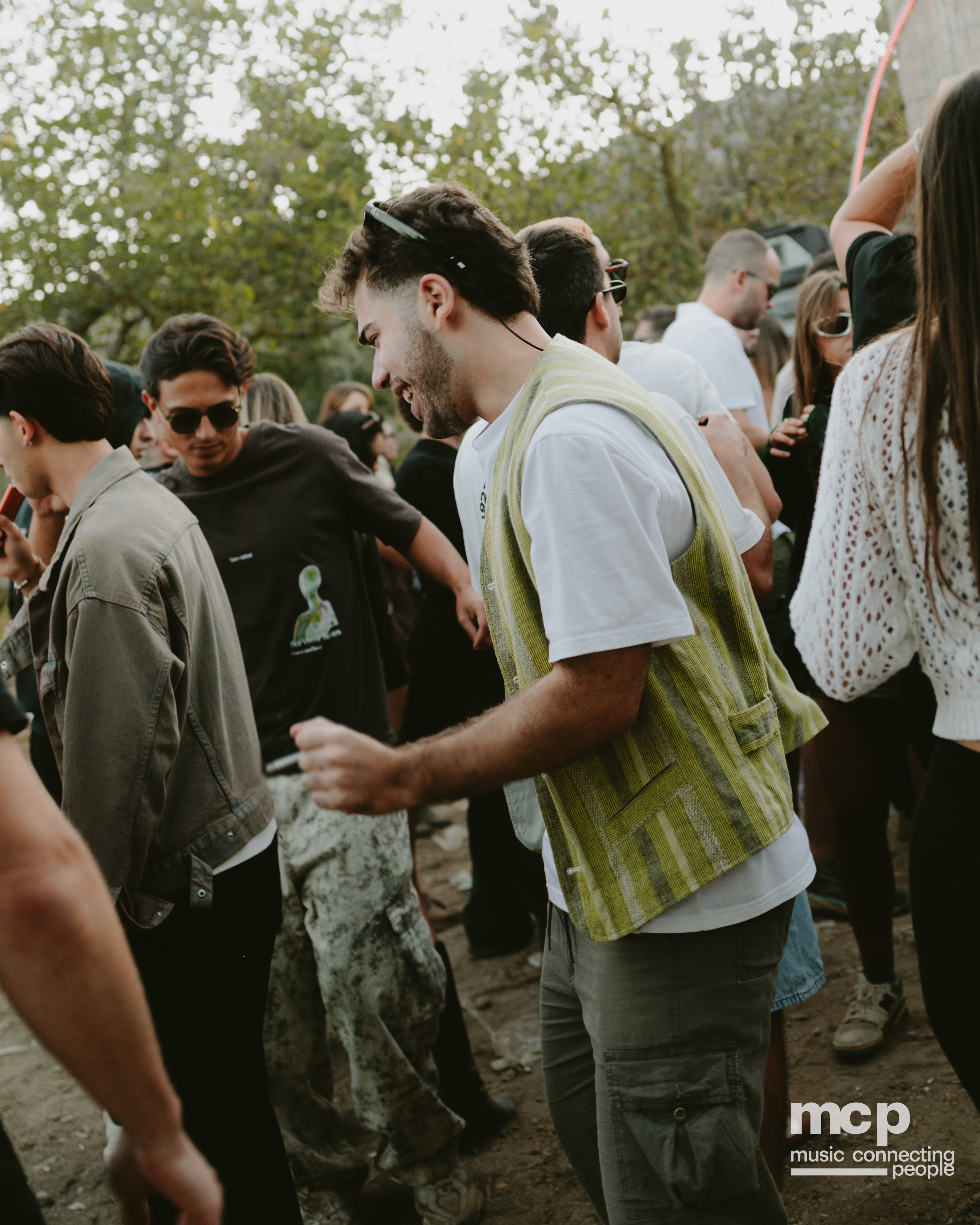 :EP 13. LOST INTO THE WILD & — SUMMER GOODBYES - Photo 156