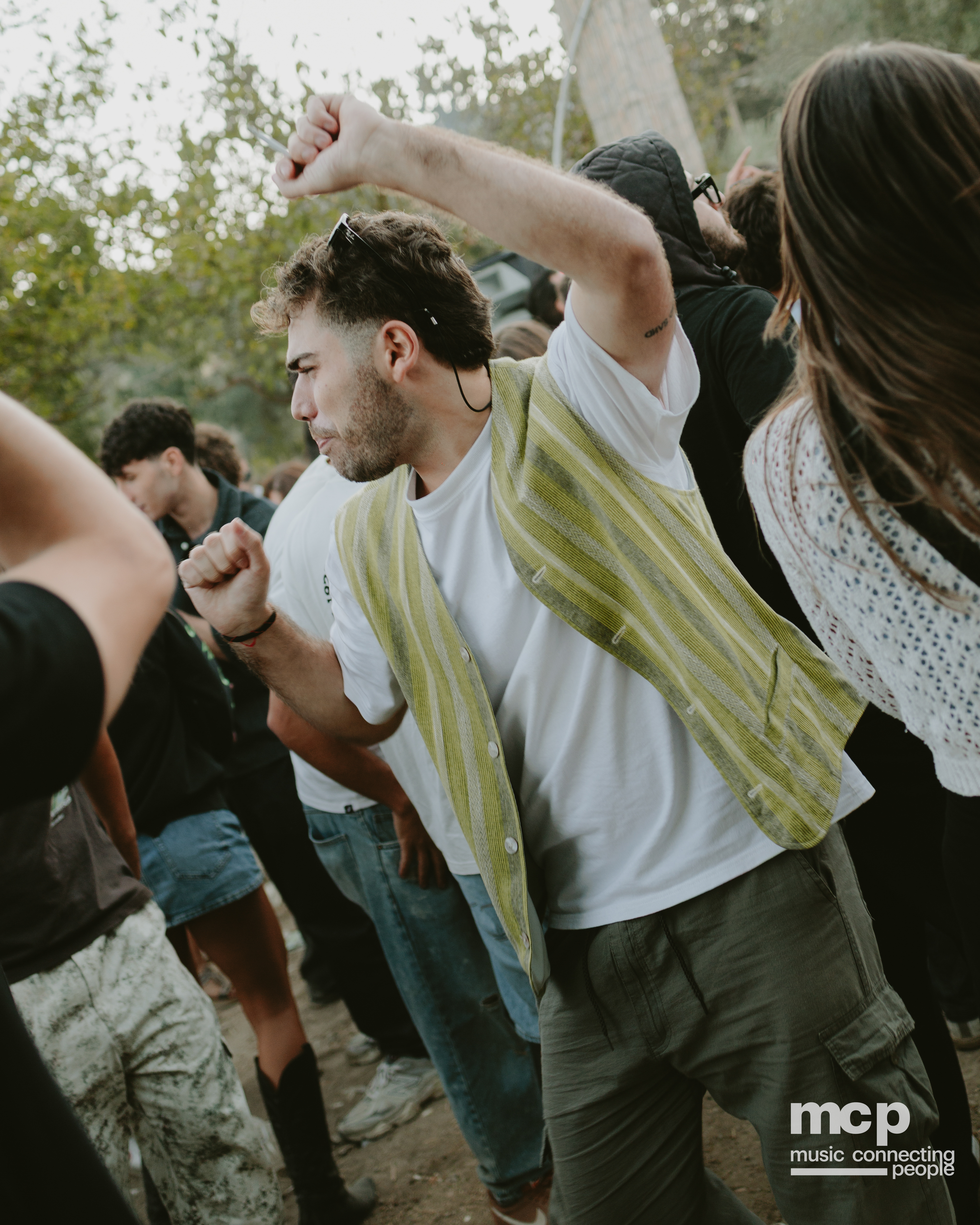 :EP 13. LOST INTO THE WILD & — SUMMER GOODBYES - Photo 157